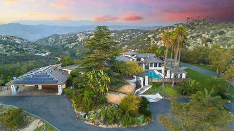 16472 Highland Valley Rd, Ramona, CA 92065
