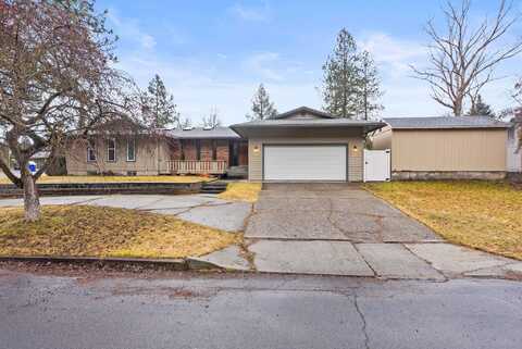 15310 N Cincinnati St, Spokane, WA 99208