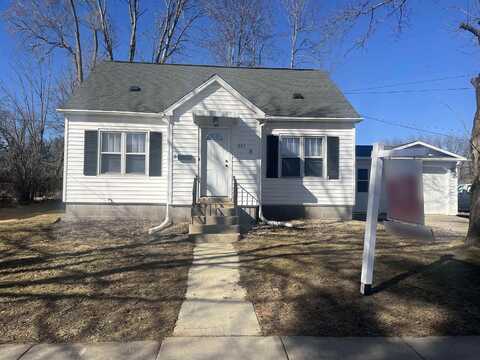 443 West Avenue, Mauston, WI 53948