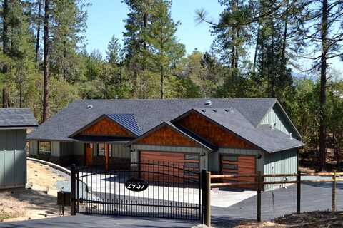 2957 Sylvan Drive, Grants Pass, OR 97527