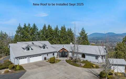 3601 Campus View Drive, Grants Pass, OR 97527