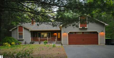 1683 White Oak Drive, Interlochen, MI 49643