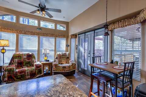 2231 E Lariat Way, Show Low, AZ 85901