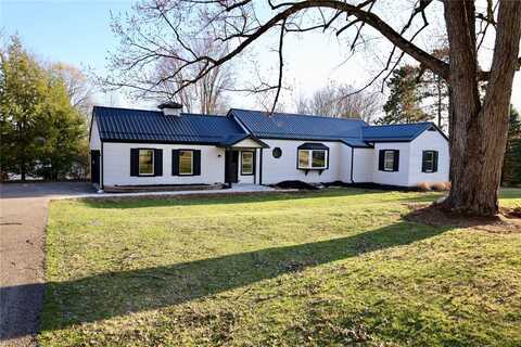 165 Upland Dr, Neshannock Twp, PA 16105