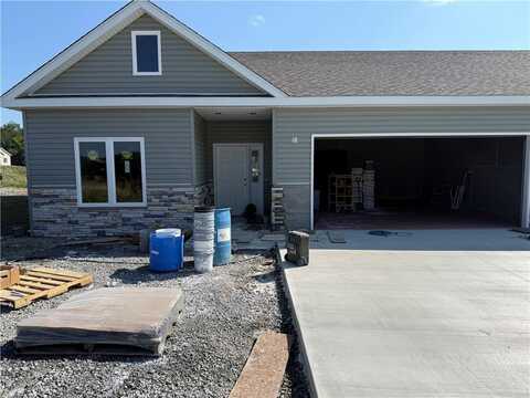 1312 Roger Drive, Unity, PA 15650