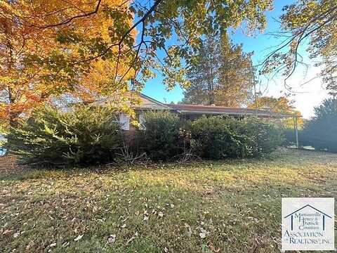 Myrtle, BASSETT, VA 24055