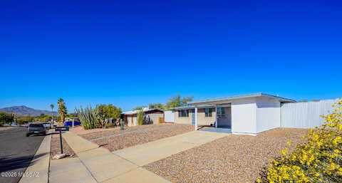 Calle Del Huerto, TUCSON, AZ 85741
