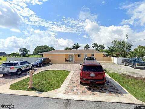 Avenue I, BELLE GLADE, FL 33430