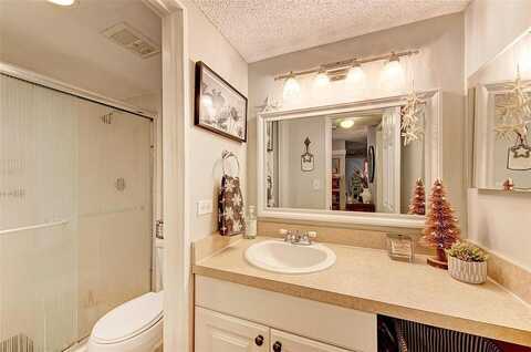 26Th, BRADENTON, FL 34205
