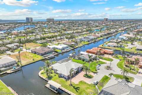 8Th, CAPE CORAL, FL 33914