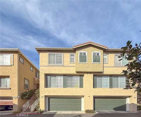 Victoria, LA HABRA, CA 90631