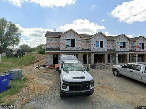 Hillside Way, WAYNESBORO, PA 17268