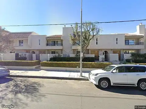 Zelzah Ave, Encino, CA 91316