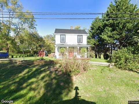 Brownsburg Tpke, RAPHINE, VA 24472