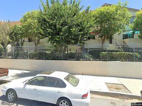 Dronfield Ave, Sylmar, CA 91342