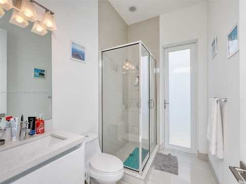 101St, DORAL, FL 33178