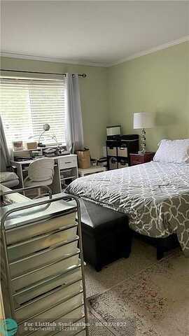 Oakland Forest, OAKLAND PARK, FL 33309
