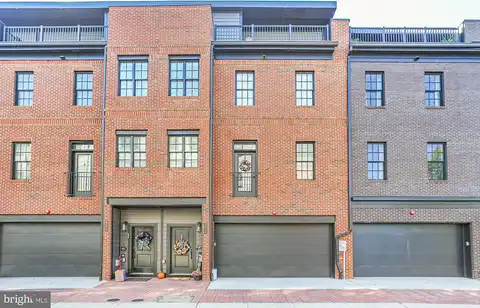 Mia, FREDERICKSBURG, VA 22401