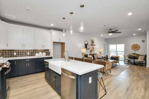 Westview Drive #3404, Houston, TX 77055