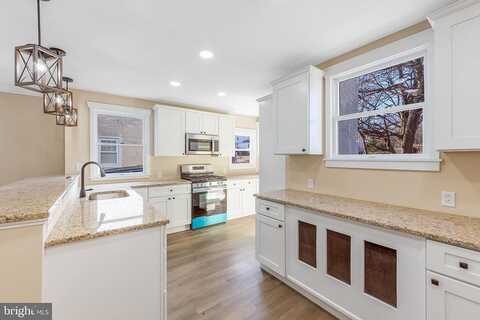 N Church Ave, CLIFTON HEIGHTS, PA 19018