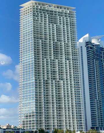 Collins, SUNNY ISLES BEACH, FL 33160