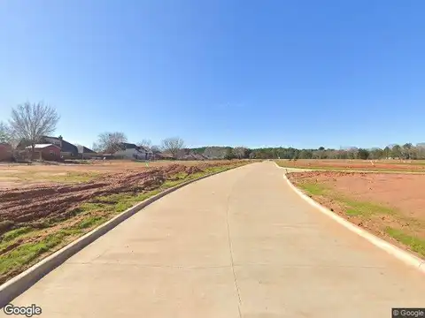 Parker Oaks Dr., Chandler, TX 75758