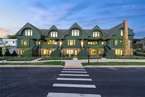 423 SE B ST, Bentonville, AR 72712