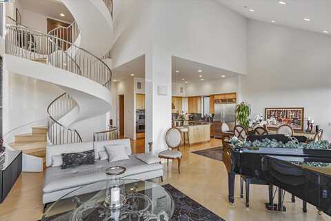 14020 Broadway Terrace, Oakland, CA 94611