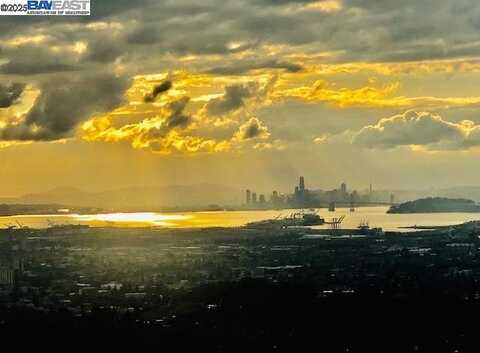 14020 Broadway Terrace, Oakland, CA 94611