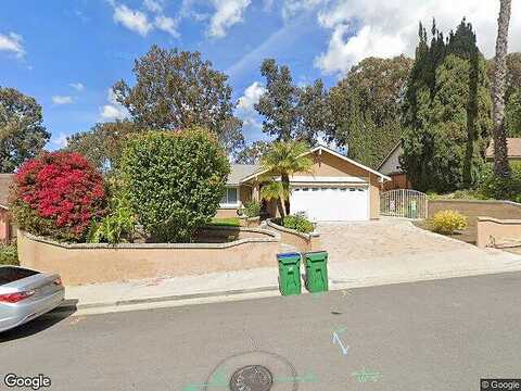 Via Zaragosa, MISSION VIEJO, CA 92691