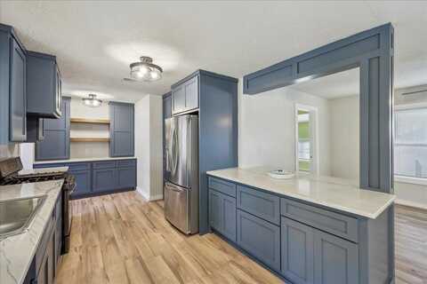 203 N 21st, Nederland, TX 77627