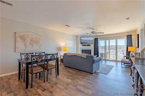 1481 Ledges Drive unit: B33, Osage Beach, MO 65065
