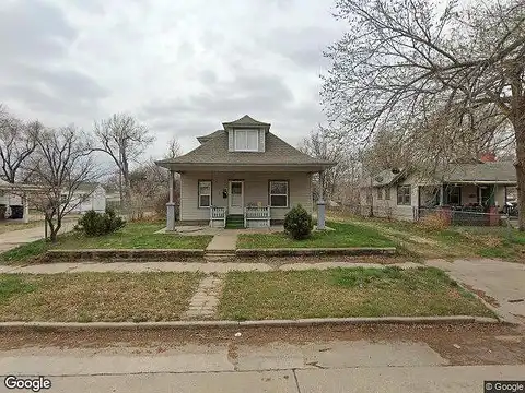 7Th, HUTCHINSON, KS 67501