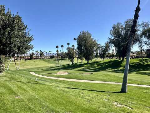 110 Giralda Circle, Palm Desert, CA 92260