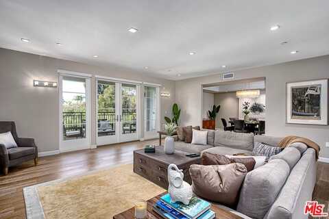 441 S Barrington Ave, Los Angeles, CA 90049