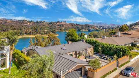 2960 LAKERIDGE DR, LOS ANGELES, CA 90068