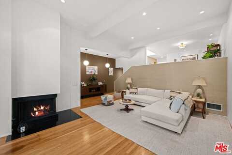 17202 Palisades Cir, Pacific Palisades, CA 90272