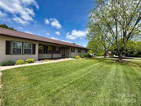 2 Honeysuckle Way, Granite Falls, NC 28630