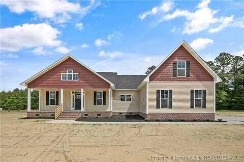 3002 Dinwiddle Drive, Wade, NC 28395