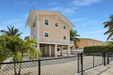 27330 Barbados Lane, Ramrod Key, FL 33042