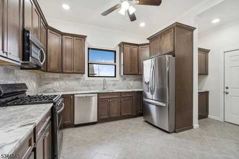 346 Arlington Ave, Jersey City, NJ 07304