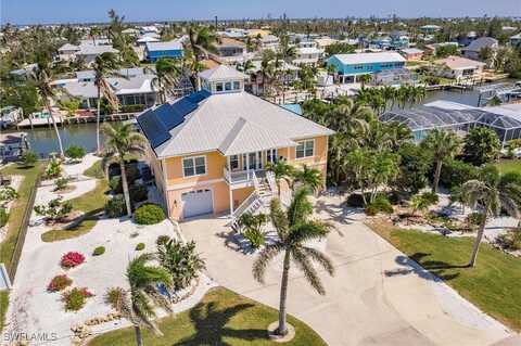 3704 Bayview Avenue, Saint James City, FL 33956