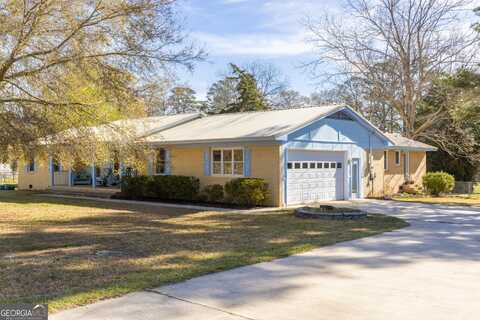 85 Beverly, Thomaston, GA 30286