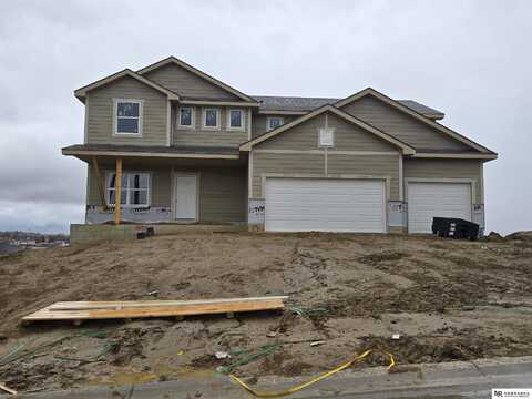 11017 N 161st Avenue, Bennington, NE 68007