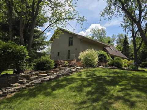 6501 Ackerson Lake Road, Jackson, MI 49201