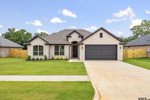 231 August Dr, Bullard, TX 75757