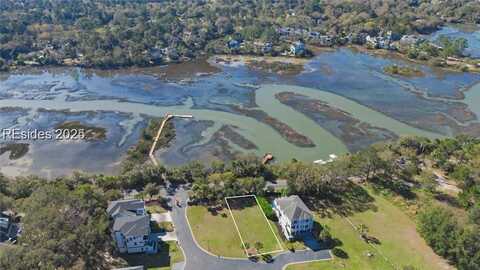 17 Shear Water Dr, Hilton Head Island, SC 29926