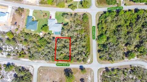 324 Grant Avenue NE, Lake Placid, FL 33852
