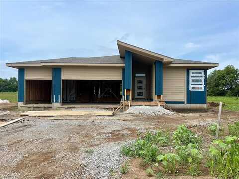 19512 Barstow Street, Spring Hill, KS 66083