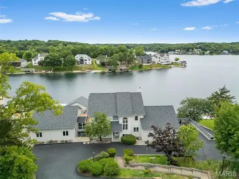 9477 E Vista Drive, Hillsboro, MO 63050